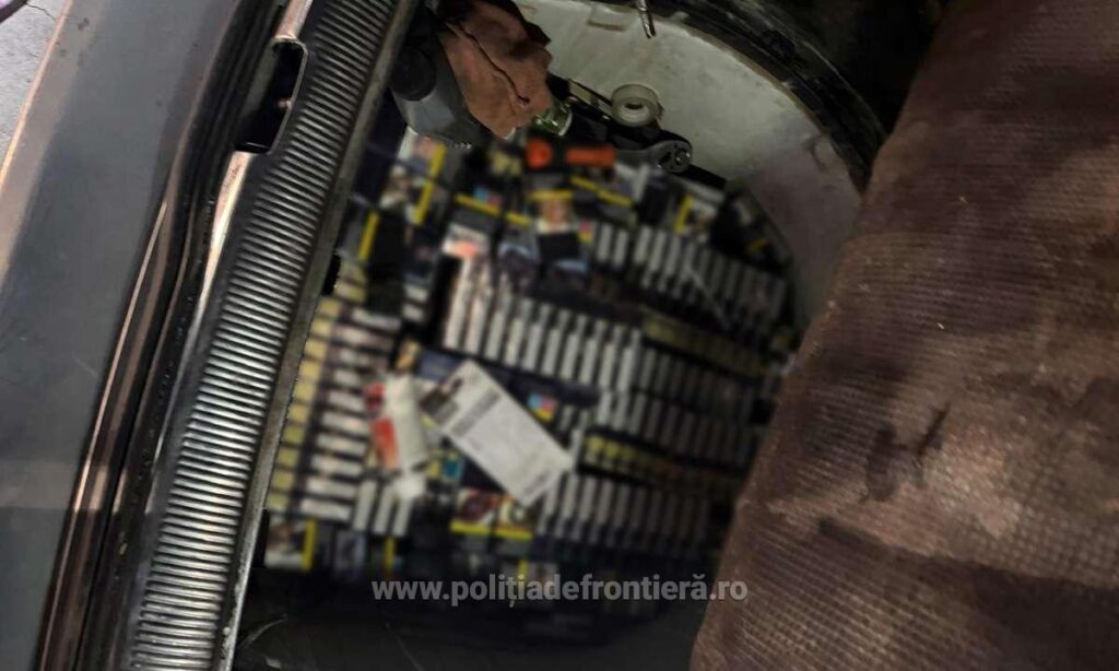 (VIDEO) Captură uriașă la frontieră: peste 107.000 de țigarete și mii de produse contrafăcute, confiscate
