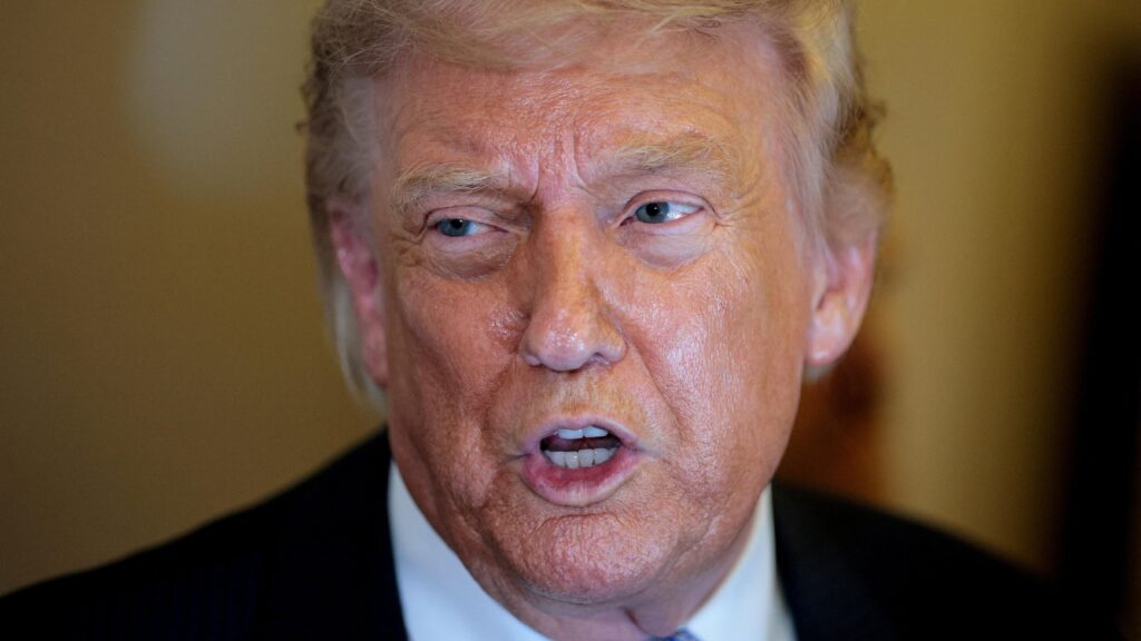 Trump avertizează Iranul: „Ceasul ticăie”. Negocierile pentru pace au intrat în impas