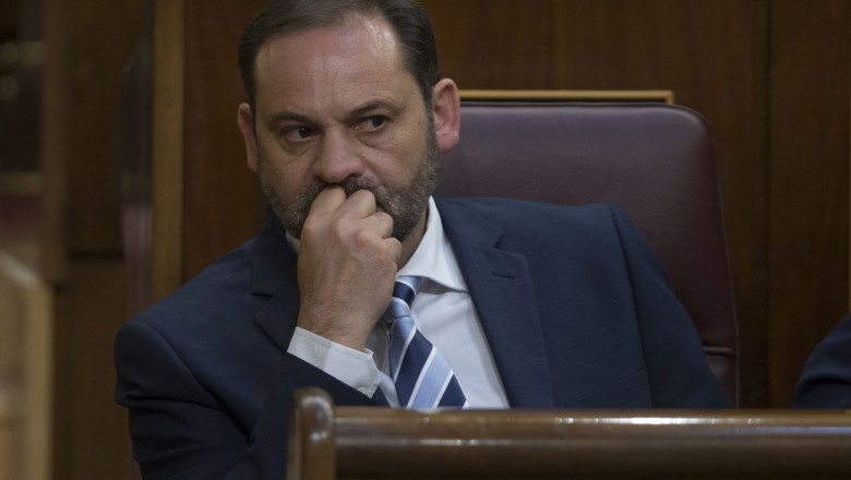 Scandal cu postituate românce în Spania