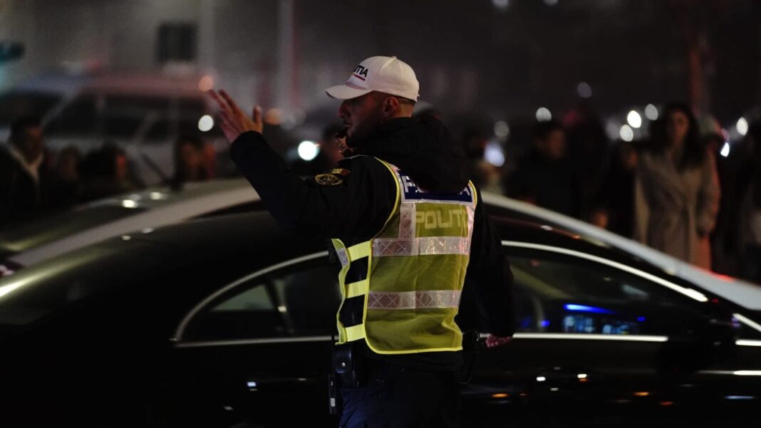 Polițiștii au prins un tânăr care făcea drifturi pe Bulevardul Decebal din Craiova