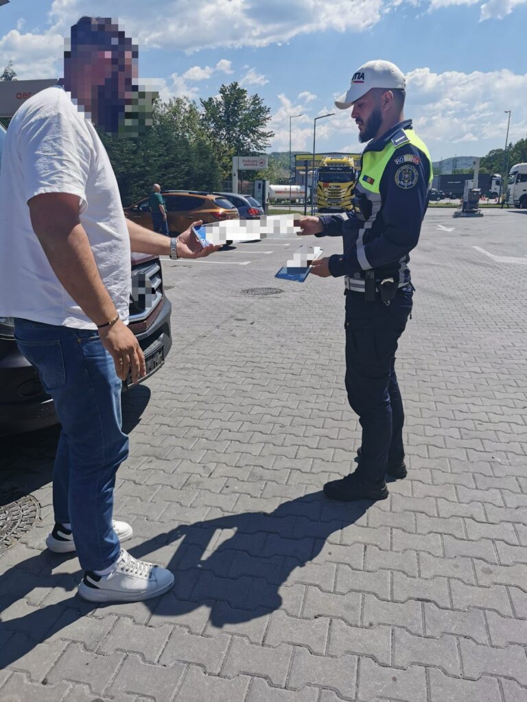 Transport ilegal depistat pe DN7: amendă de 6.000 lei și mașină scoasă din circulație