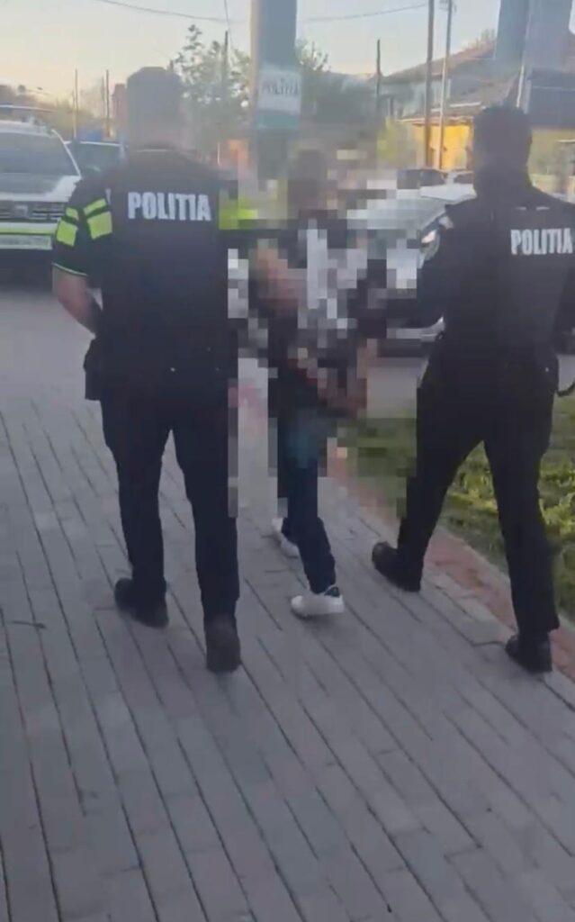 (VIDEO) Bărbat din Dolj, reținut pentru violență în familie după ce și-ar fi agresat soția și fiul