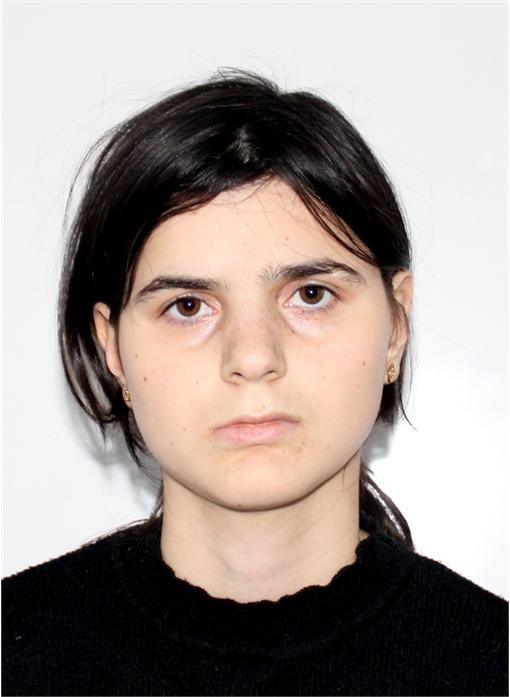 Tânără de 18 ani din Cujmir, căutată de polițiști după ce a plecat voluntar de acasă