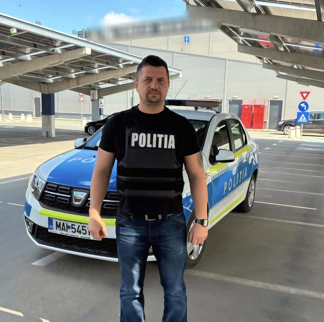 Polițist din Craiova, mulțumiri publice după recuperarea unor carduri pierdute de o minoră