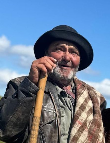 Bărbat de 63 de ani din Horezu, căutat de polițiști după ce a plecat de la o stână și nu s-a mai întors