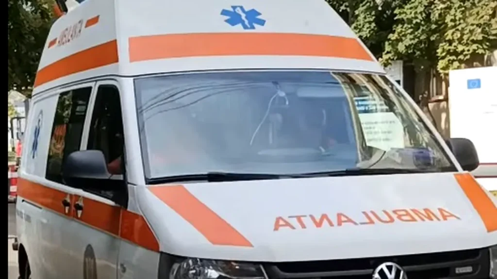Două persoane rănite, în urma unui accident între un autoturism și un convoi de motociclete