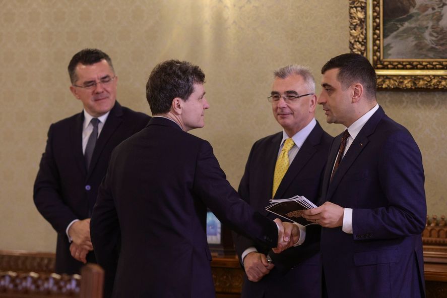 George Simion anunță că AUR vrea la guvernare: „Am cerut mandat pentru formarea noii guvernări”