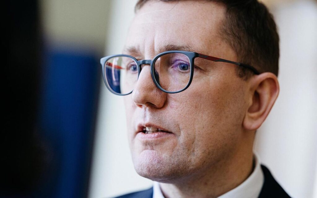 Premierul Estoniei i-a mulțumit lui Nicuşor Dan după ce aeronava F-16 a Forțelor Aeriene Române a doborât o dronă