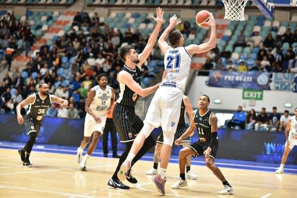 Baschet / SCMU Craiova a picat în sfertul 4 cu UBT Cluj și a pierdut primul meci din semifinale
