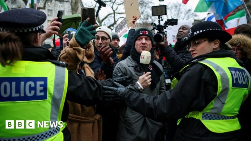 Zeci de mii de protestatari în Londra la manifestații rivale. Capitala britanică, sub măsuri extreme de securitate