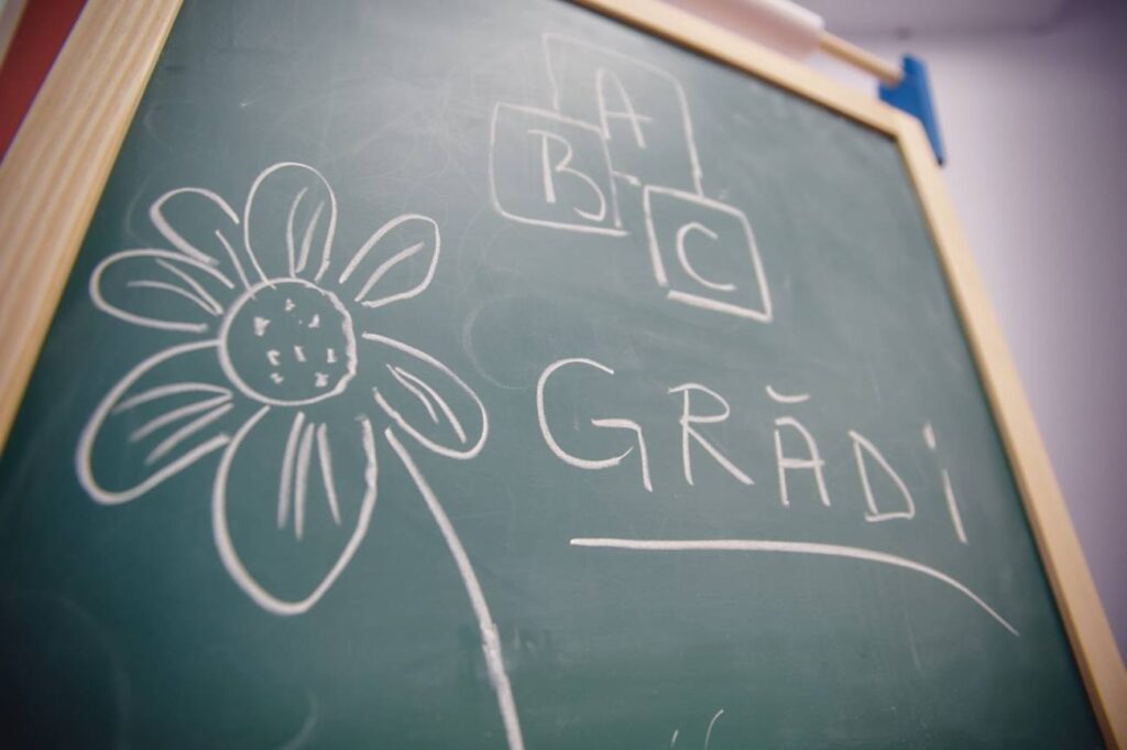 Ministerul Educației anunță calendarul înscrierilor la creșă și grădiniță