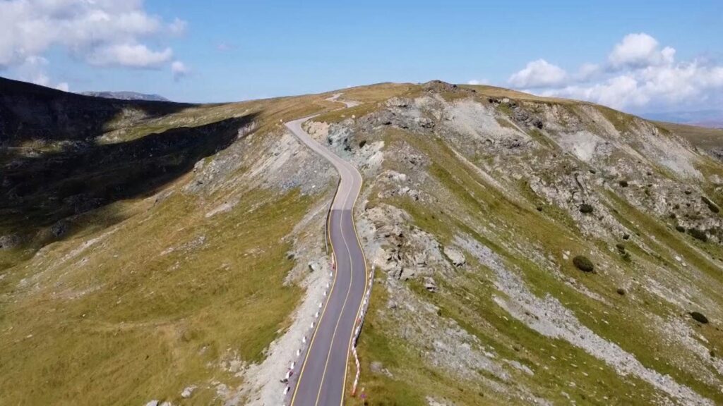 Restricții de circulație pe Transalpina în perioada 8-9 mai
