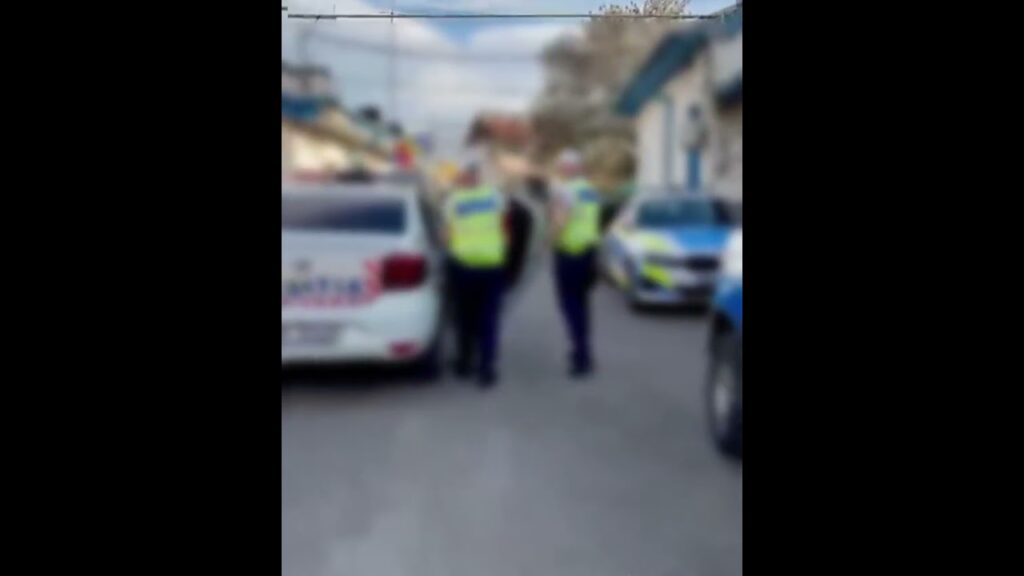 (VIDEO) Șofer beat și fără permis, reținut după ce a provocat un accident în Craiova