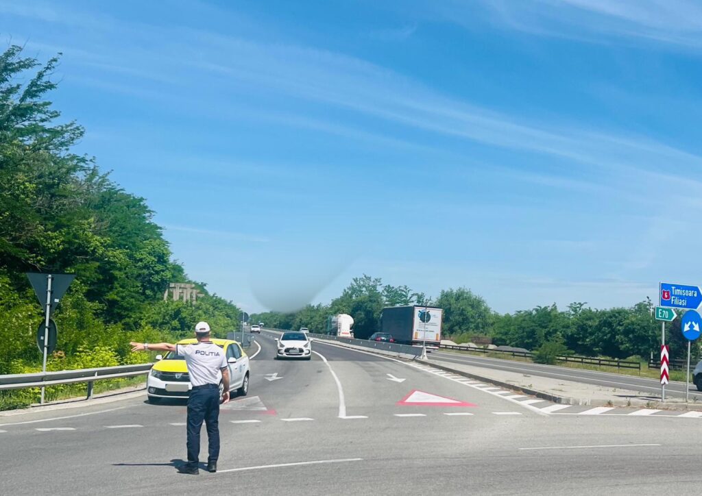 Amenzi de peste 94.000 de lei și 22 de șoferi scoși din trafic în Mehedinți