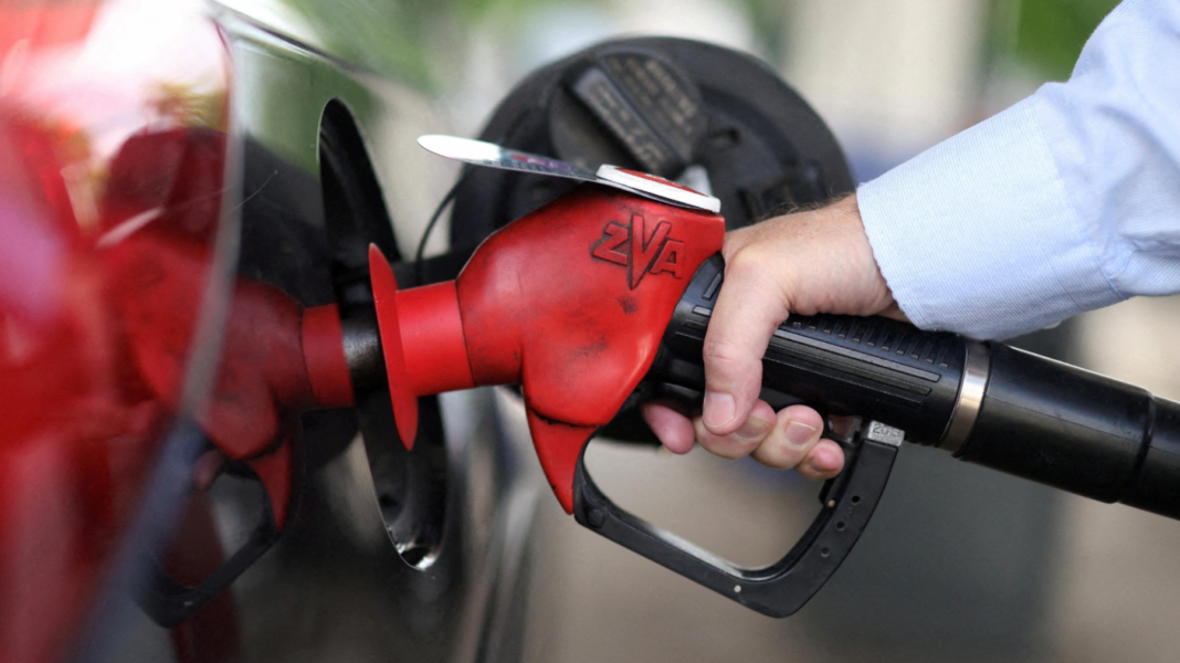 Petrolul pierde peste 5% într-o singură zi