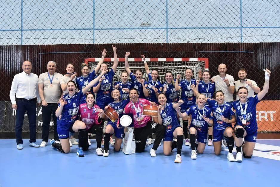 Handbal (f) / Reușită deosebită! SCMU Craiova a cucerit bronzul la Cupa României