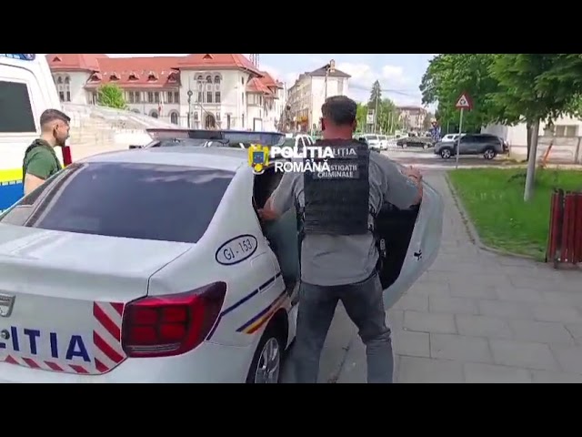 (VIDEO) Gorj: Tânăr de 18 ani reținut după un atac violent asupra unei adolescente în Tismana