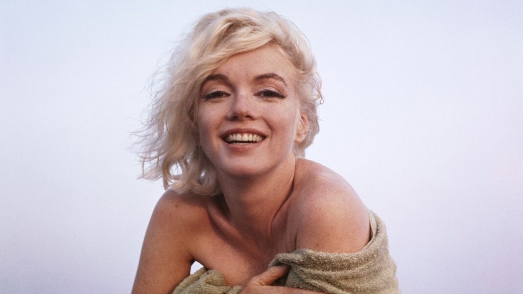 La 100 de ani de la nașterea legendei Hollywood-ului, ultimele fotografii realizate cu Marilyn Monroe dezvăluie o latură surprinzătoare a celei mai fascinante femei din istoria cinematografiei