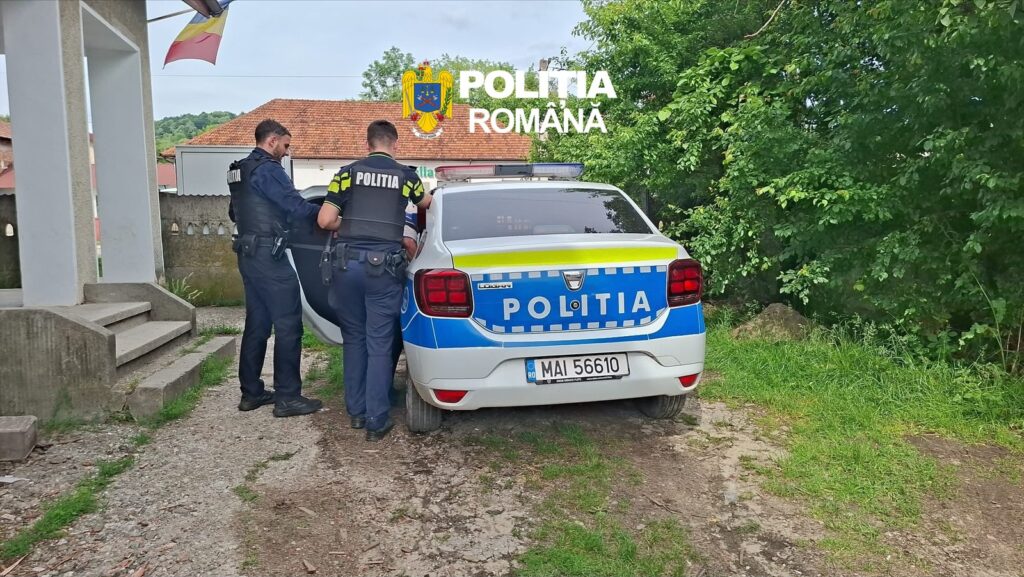 (VIDEO) Vâlcea: Bărbat de 77 ani, reținut pentru agresiune sexuală asupra unei minore