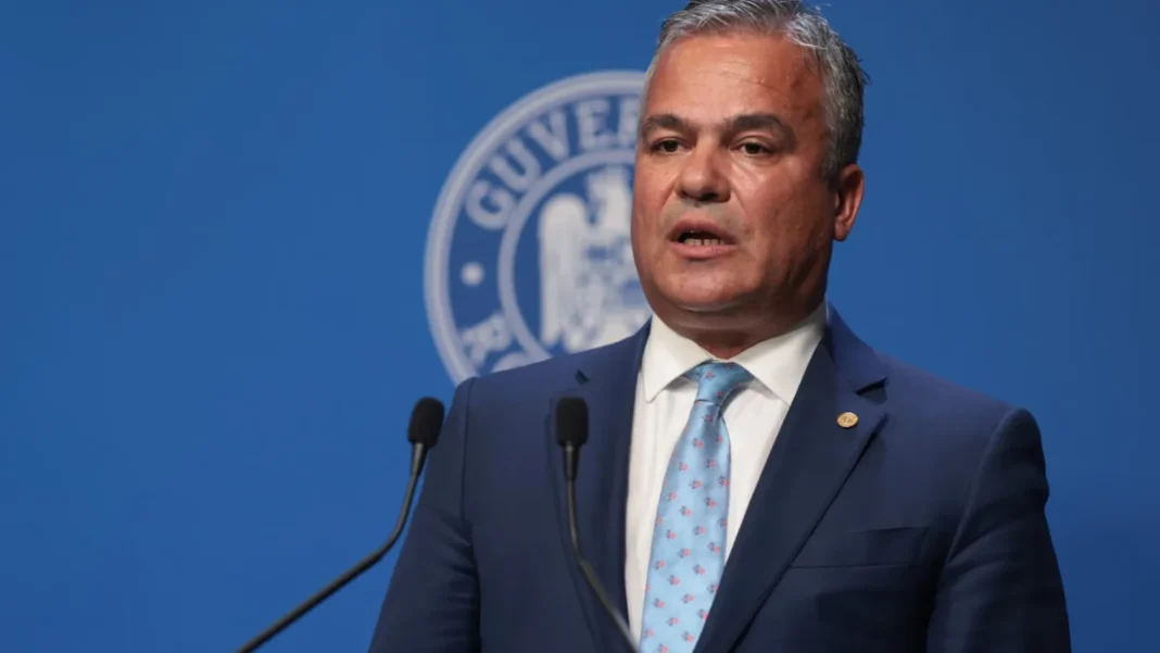 Adrian Veștea a depus la Parlament lista Cabinetului și programul de guvernare