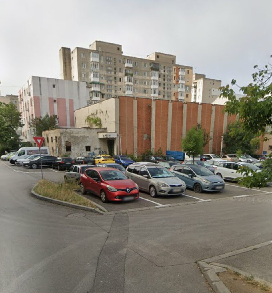 Cinema Craiovița mai aproape de demolare după trecerea în domeniul privat