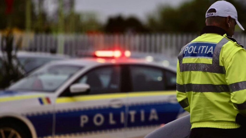Trupul unui adolescent de 15 ani, descoperit pe un câmp