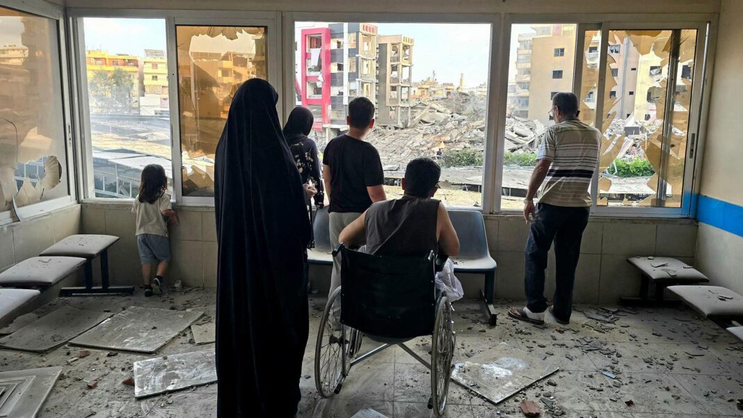 Un atac israelian asupra orașului Tir, din sudul Libanului, a provocat luni daune spitalului Jabal Amel și a distrus o clădire din apropiere