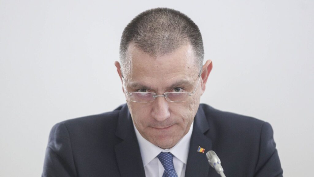 Fifor convoacă forurile de conducere ale PSD pentru a analiza nominalizarea lui Veștea