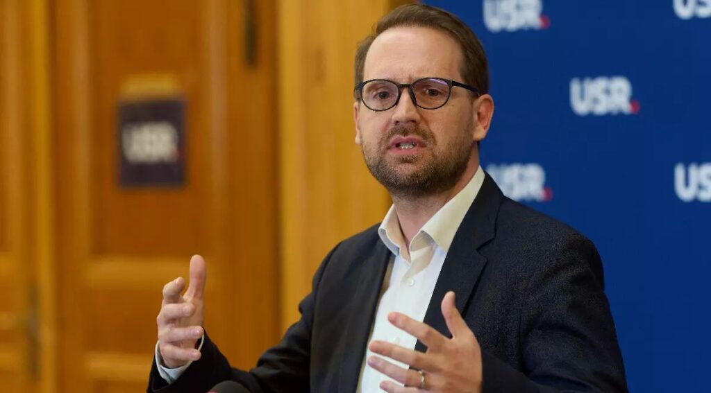 Dominic Fritz rămâne președintele USR