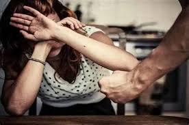 Femeie din Târgu Jiu, agresată și amenințată de soțul gelos
