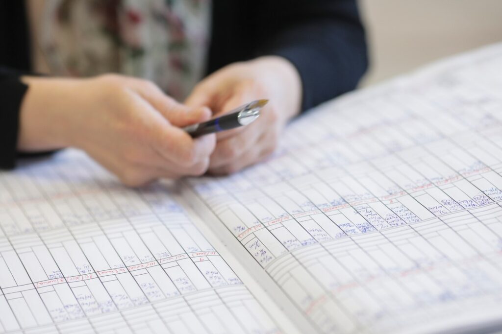 Ministerul Educației vrea să schimbe sistemul de notare în școli