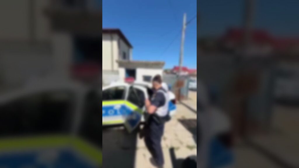 (VIDEO) Dolj: Bărbat reținut după ce a condus beat, fără permis și cu un moped neînmatriculat