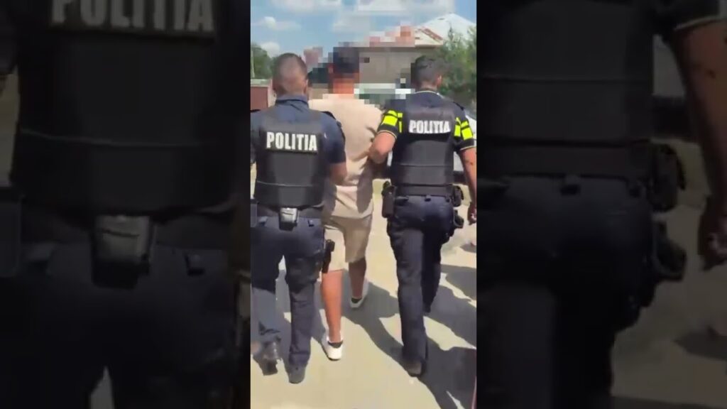 Dolj: Tânăr de 24 ani, reținut. Conducea fără permis și cu numere false
