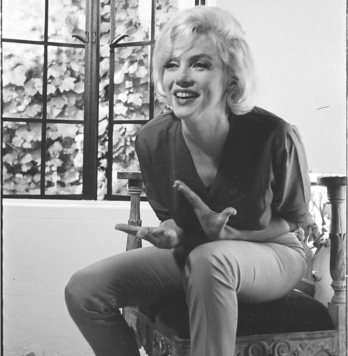 Fotografiile lui Allan Grant din 1962 au însoțit interviul plin de suflet al lui Monroe, Last Talk With a Lonely Girl (Credit: Allan Grant, 1962)
