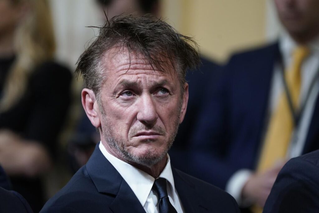 Sean Penn va regiza un film despre asaltul asupra Capitoliului