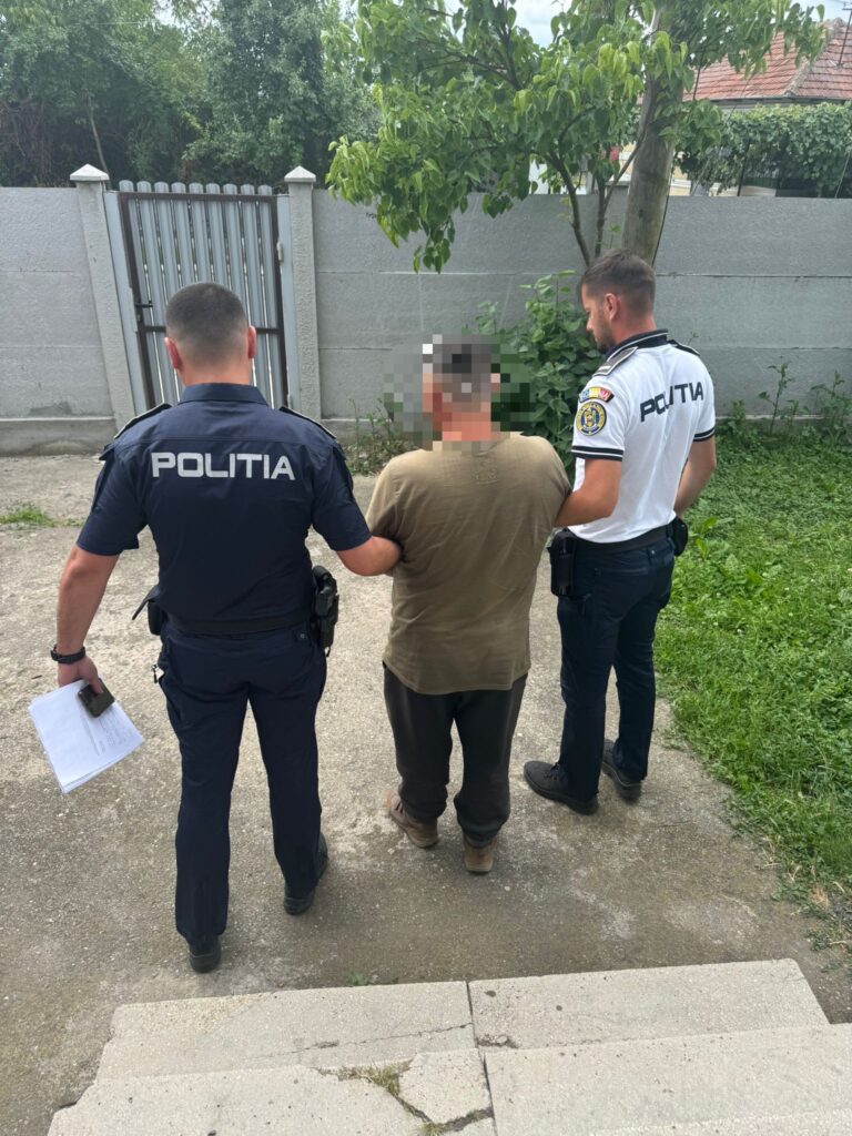 Vâlcea: Bărbat reținut de polițișt după ce a fost prins băut la volan