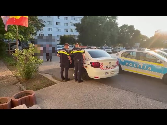 (VIDEO) Bărbat reținut după ce ar fi agresat o femeie în Craiova