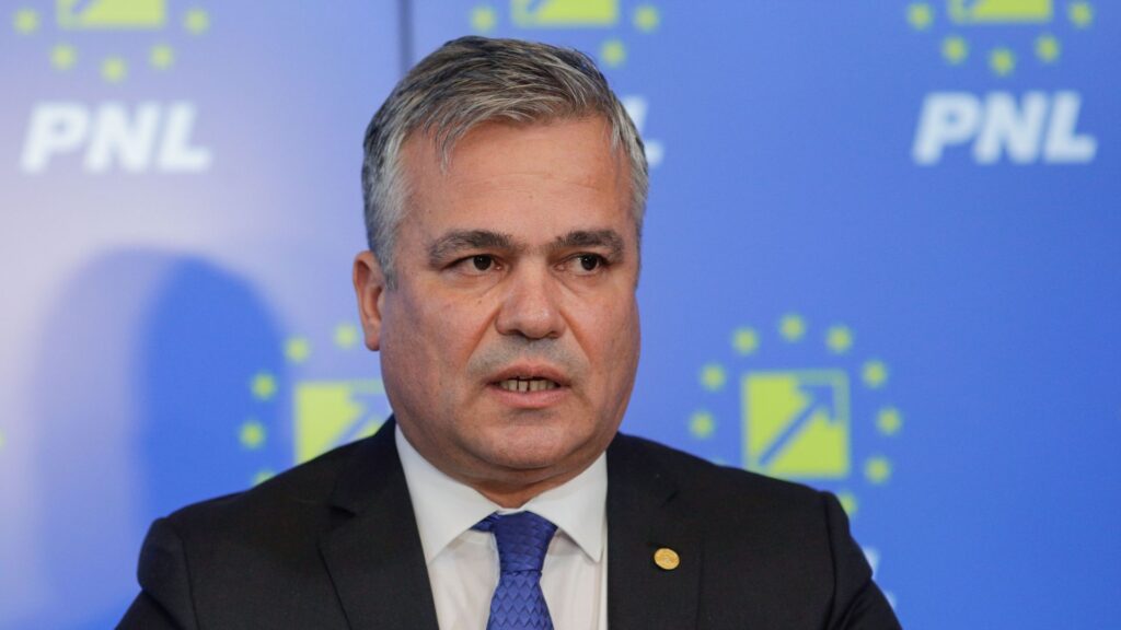 Cine este Adrian Veștea, omul desemnat de Nicușor Dan pentru funcția de premier