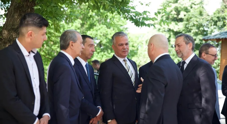 Ilie Bolojan atacă: „Desemnarea lui Veștea e un act ostil, o evidentă încercare de rupere a PNL!“