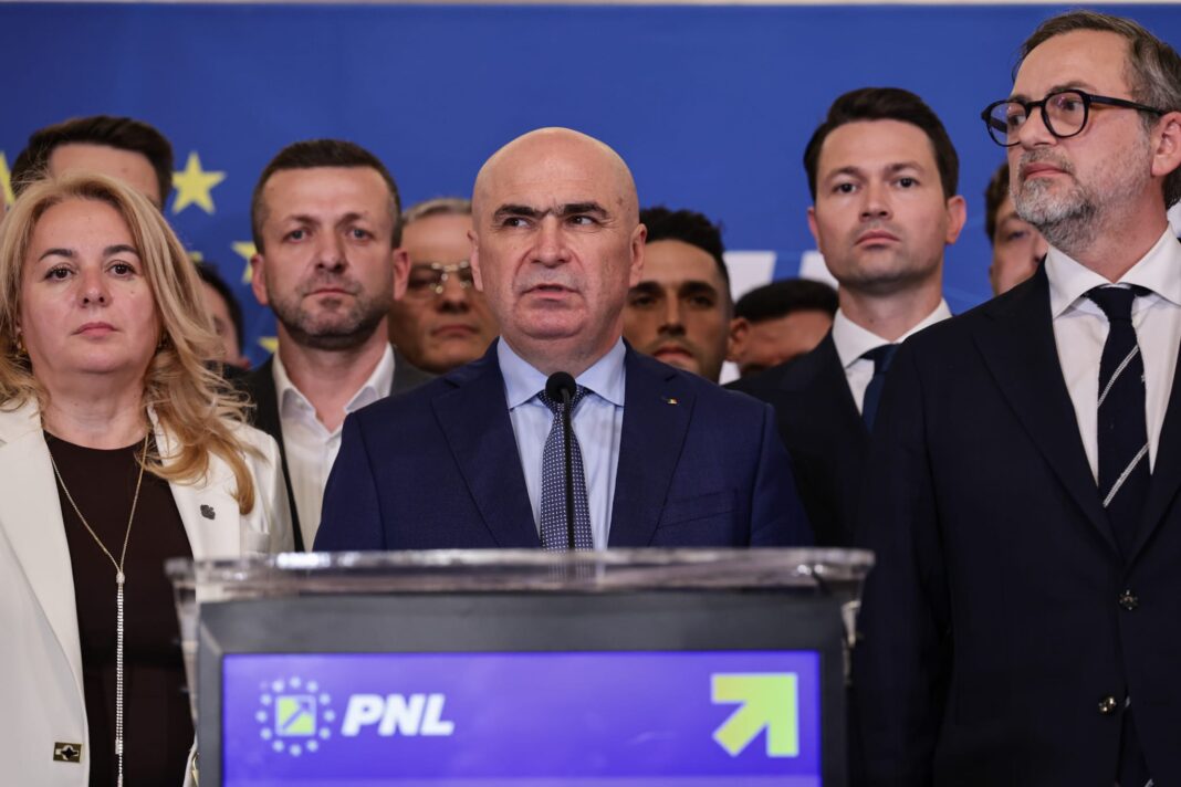 PNL a votat să nu susțină guvernul Veștea și îl amenință cu excluderea dacă nu-și depune mandatul