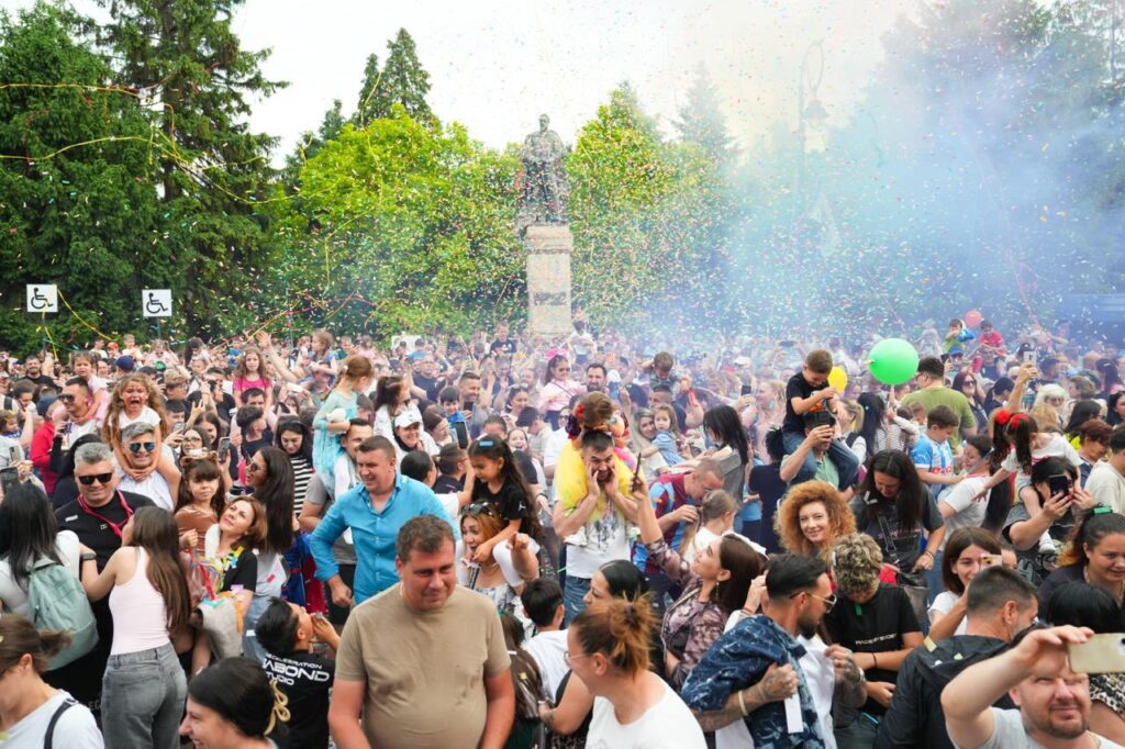 Mii de părinți și copii au participat la evenimentele de 1 Iunie dedicate celor mici