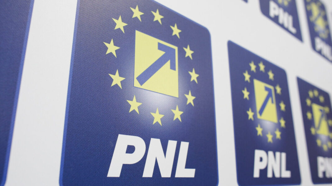 Tribunalul București suspendă hotărârile Congresului PNL din 21 iunie
