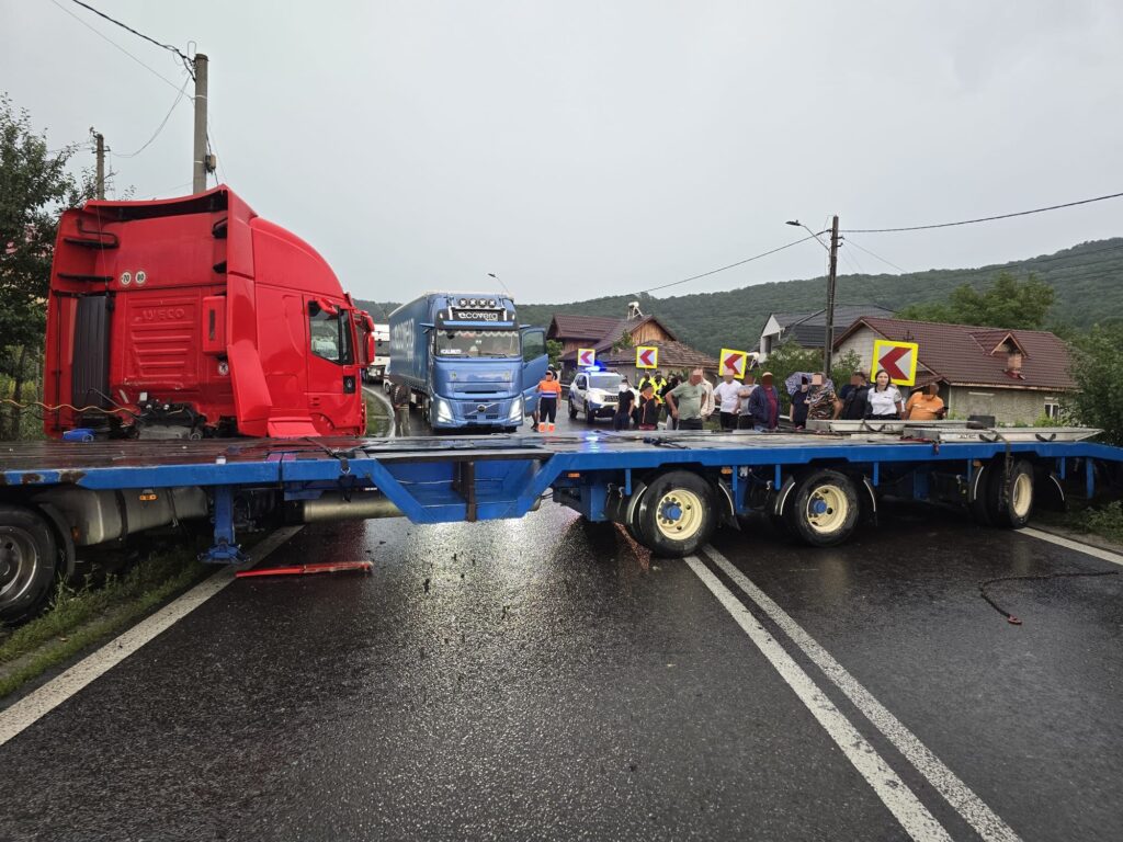 Vâlcea: Accident rutier la Budești