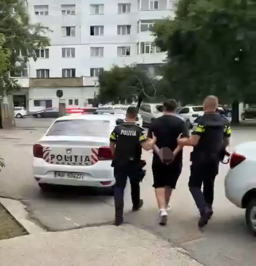 Dolj: Adolescent cercetat după ce a folosit spray lacrimogen în timpul unei încăierări