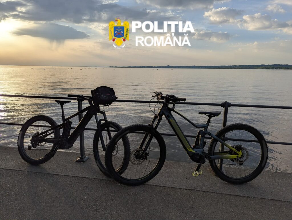 Două biciclete electrice furate din Italia, recuperate din târgul de la Făcăi și restituite proprietarului
