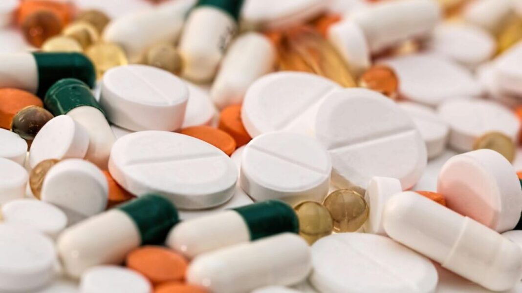 Canicula poate afecta eficiența medicamentelor. Cum trebuie păstrate tratamentele pe timpul verii