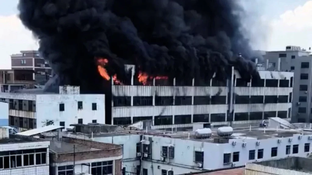 28 de muncitori au murit în urma unui incendiu la o fabrică de încălțăminte din China