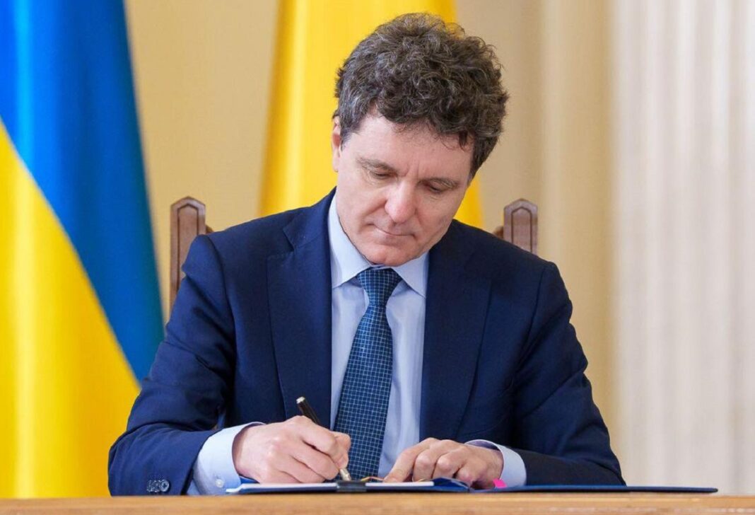 Preşedintele a promulgat legea care prevede instituirea, în 2026, a Anului SUA în România