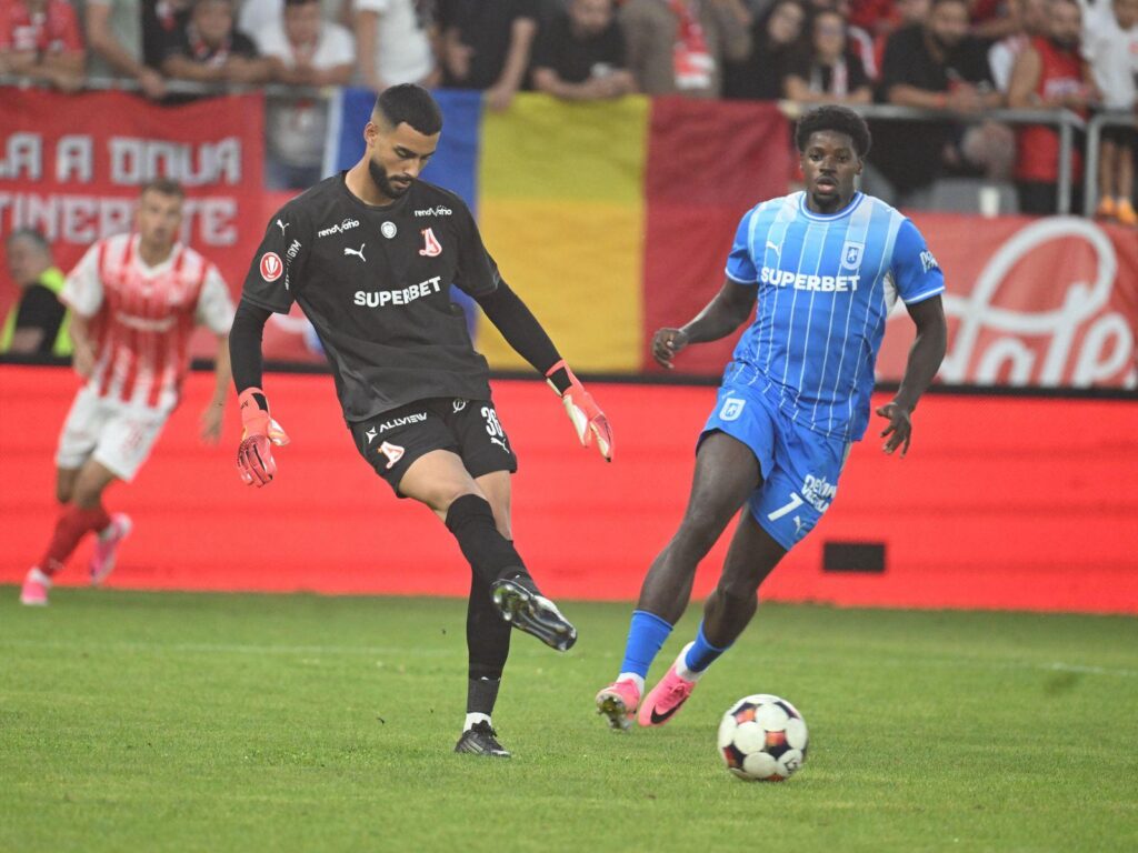 Coșmar pe „Arcul de Triumf”! Universitatea Craiova, umilită de Dinamo înaintea marelui duel cu Levski