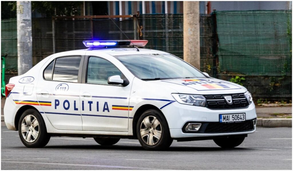 Bărbat reținut după ce și-a lovit tatăl cu pumnul în față